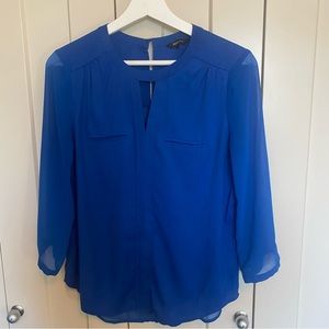 RW & CO blouse💙-Size S